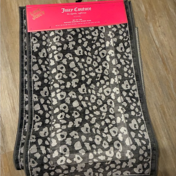 Juicy Couture Other - Animal print accent rugs set